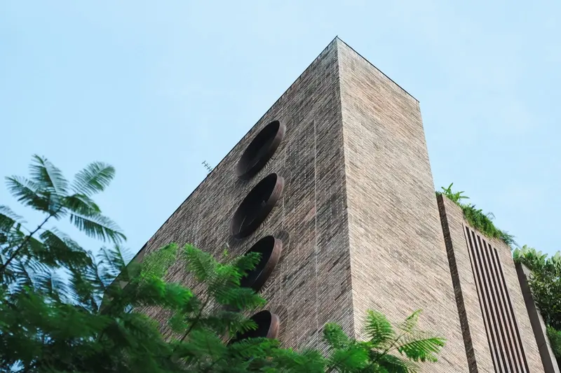Ladrillo Romano — Edificio El Solar