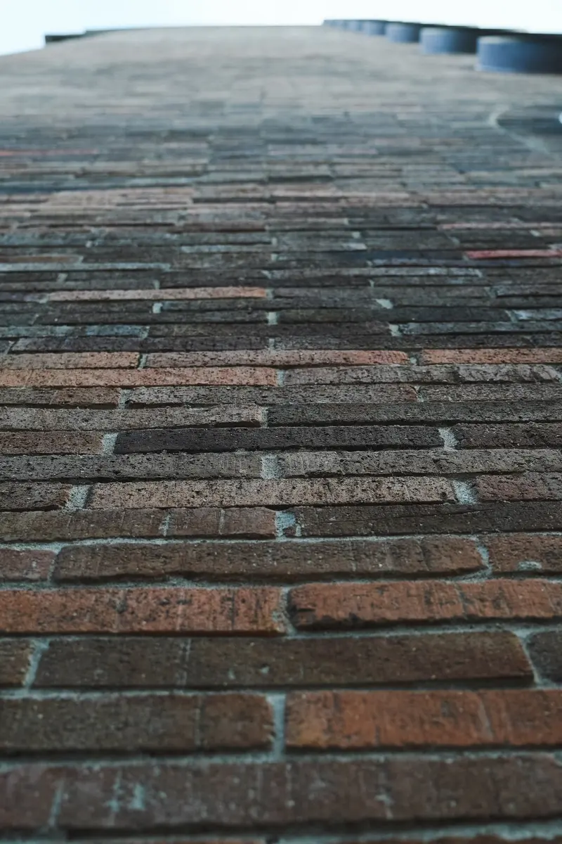 Ladrillo Romano — Edificio El Solar